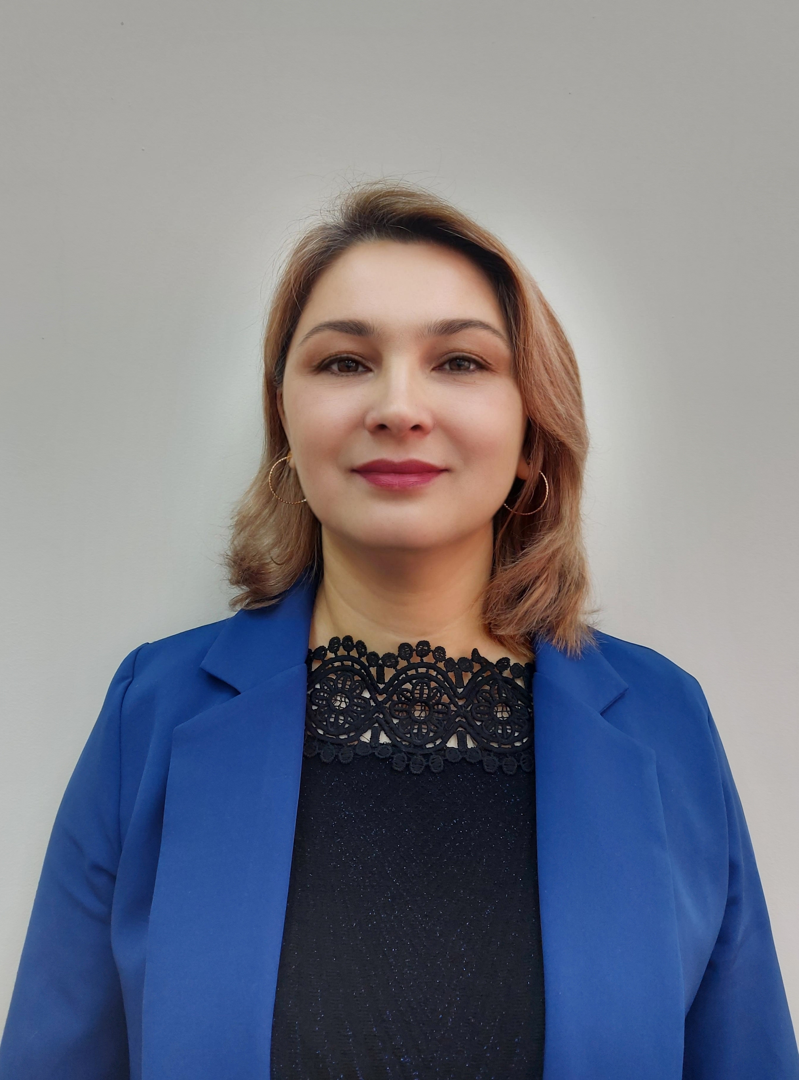 Гимазеева Лариса Салимгареевна.